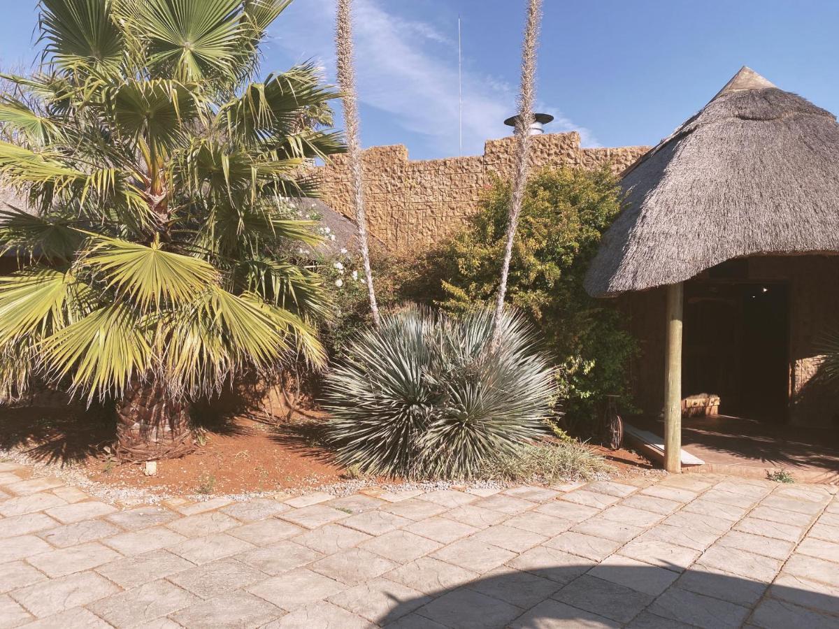 The Wilds Lodge Kuruman Exterior photo