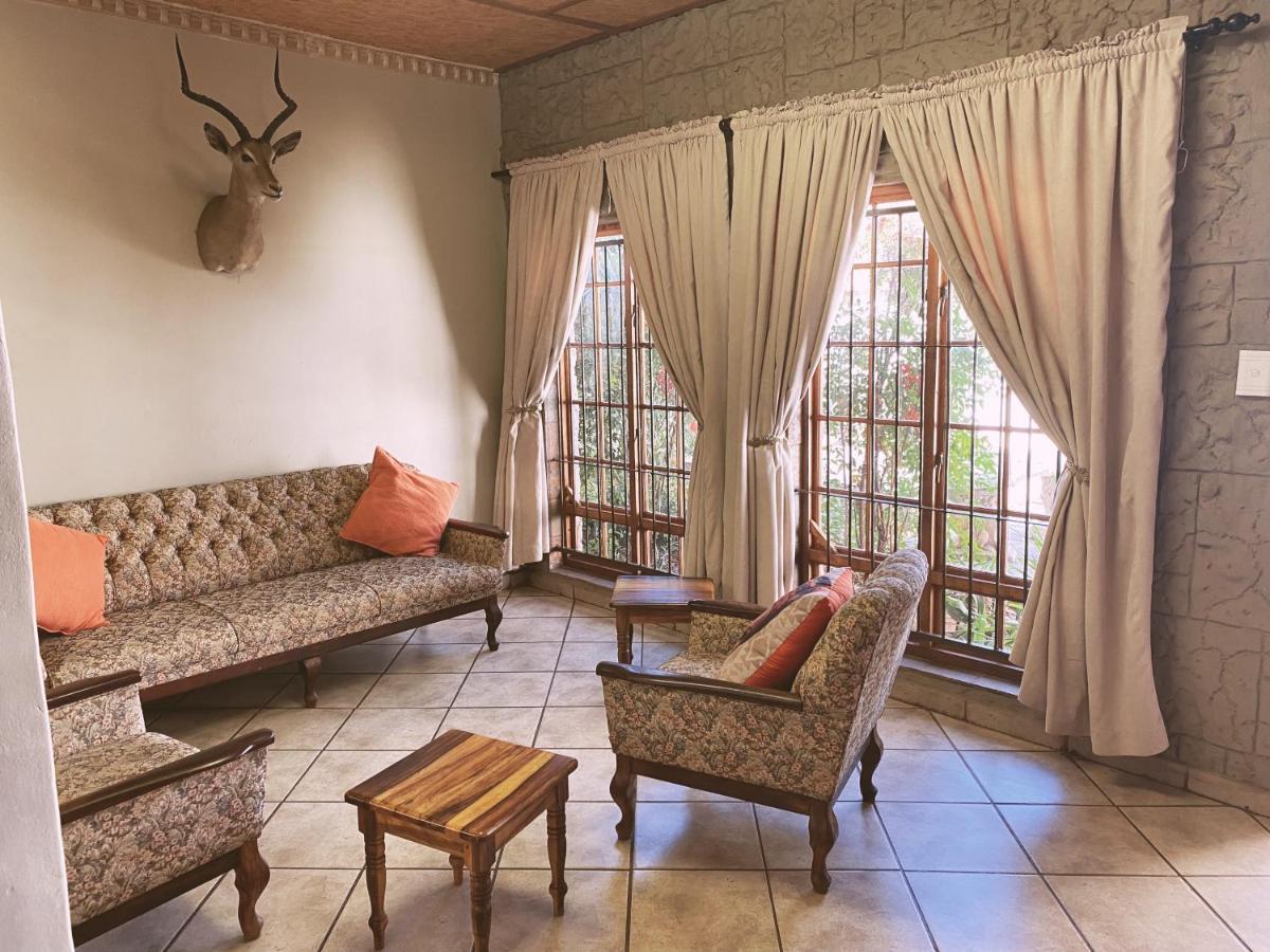 The Wilds Lodge Kuruman Exterior photo