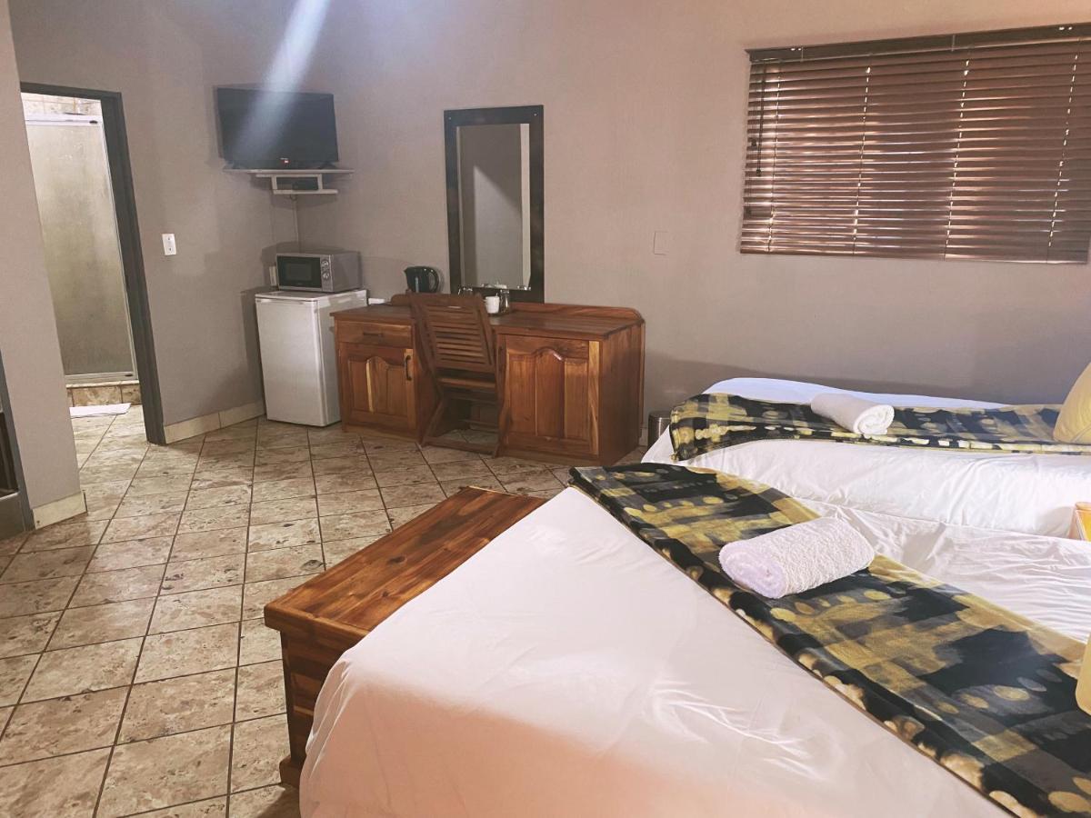 The Wilds Lodge Kuruman Exterior photo